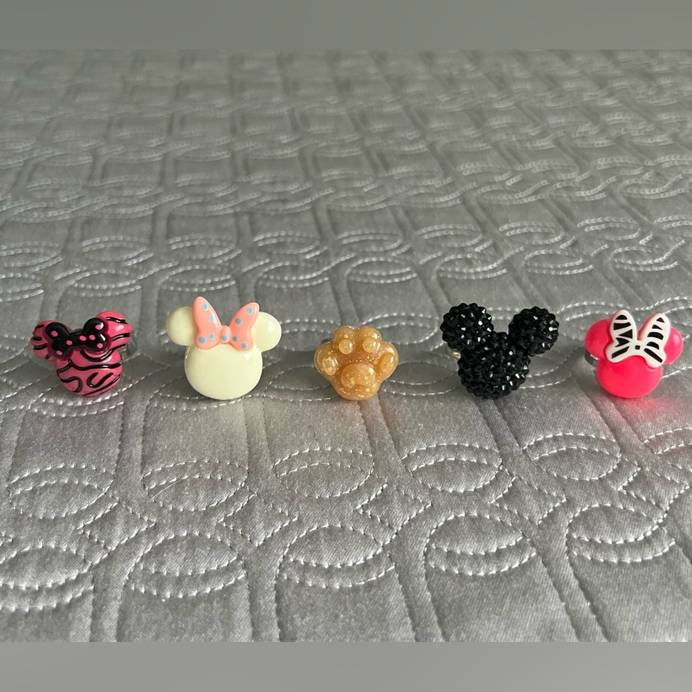 Adjustable Disney style rings